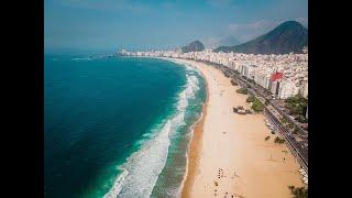 Apartamento de LUXO DE FRENTE PARA O MAR na PRAIA DO LEME em RENOMADO edifício.