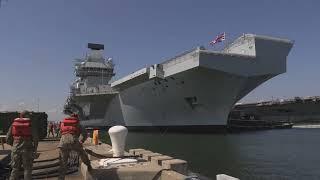 HMS Queen Elizabeth arrives at Norfolk Naval Station, Virginia