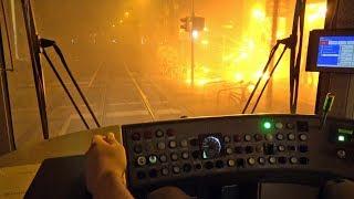 [ÜSTRA] With the light rail through the New Year's fireworks - ambulance deployment, escort, fog