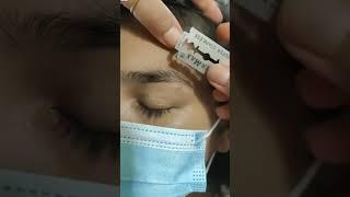 how to shape eyebrows with blade #shorts #eyebrowthreading