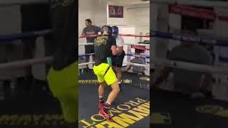 PB sparring former world champ  Tomoki Kameda (You cant touch this) subscribe for full videos 2 drop