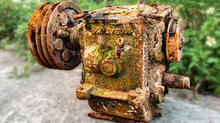 Maintenance And Restoration Of A 35 Year Old Vintage Agricultural Machine Gearbox For A Farm Owner