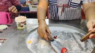 Delicious Ice Cream Rolls at Pattaya Floating Market: A Sweet Treat in Paradise!