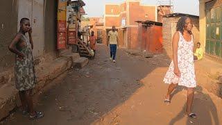 INSIDE A HUMBLE LOCAL COMMUNITY IN AFRICA  UGANDA KAWALA