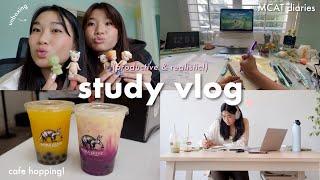 STUDY VLOGcafe hopping, weekend of a busy premed intern, smiski unboxing, family brunch