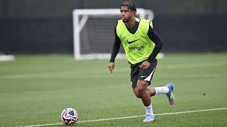 Chelsea first training session  in USA Essugo, Santos , Delap, Sarr all spotted