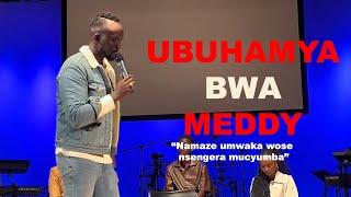 Ubuhamya bwa Meddy: Namaze umwaka wose nsengera mu cyumba