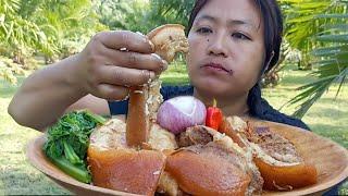 Huge pork belly with mustard leaves &king chilli|| northeast naga mukbang