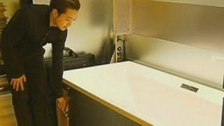 Hong Kong micro-apartment: 24 rooms in 32sq metres