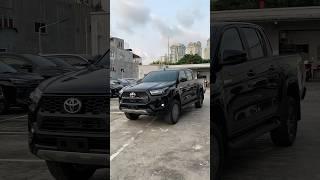 TOYOTA HILUX DOUBLE CABIN 2.4 V A/T IMPROVEMENT 2024 BLACK | INDONESIA