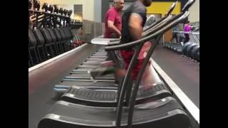 The fastest men on treadmill 40km/h