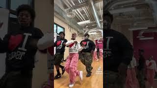 Londyn,Kj & Driches are |Tommy the clown |Tsquad#tsquad #tommytheclown #tommy #makemefamous #viral