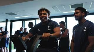 ECCENTRIC LIFTS & A GRUELLING FOUR-MIN ASSAULT BIKE! In the gym with Bristol Bears! 