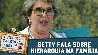 Betty Monteiro fala sobre hierarquia na família | Acontece Lá Em Casa (19/03/17)