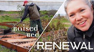 Planting Tulips In Our No-Till Raised Beds | End Of Holiday Wreaths & A DIY Christmas Garland