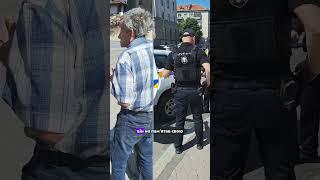 У центрі Луцька заблукала людина