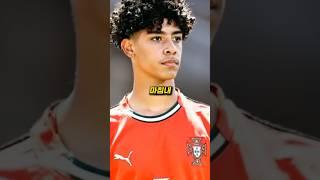Junior finally surpassed Ronaldo ️