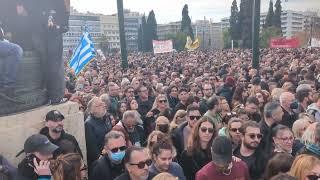 Το μεγάλο συλλαλητήριο για τα Τέμπη στην πλατεία Συντάγματος - "Δεν έχω οξυγόνο"