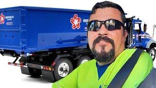 How Much Money Do Garbage Truck Drivers Make?