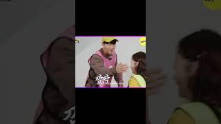 Kim jungkook X Jeon so min | cute moment  #shorts #runningman
