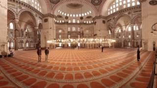 360 video: Interior of Suleymaniye Mosque, Istanbul, Turkey