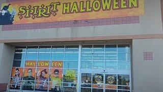 Spirit Halloween inside of abandoned Bed Bath And Beyond Peoria Illinois 2023