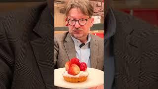 Безумно вкусный тарт с клубникой в Депо Три Вокзала