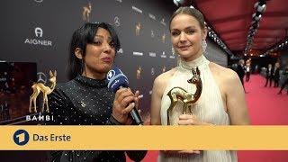 Luise Heyer sucht noch einen Platz für's Rehkitz | Bambi 2019 | ARD