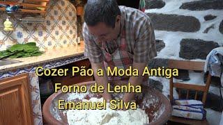 Cozer Pão de Milho a Moda Antiga  e Bolo de Forno de Lenha Tudo Preparado  Por  Emanuel P Silva