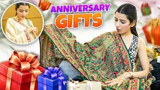 Kitne Saare Gifts mile Anniversary par  Unboxing Time