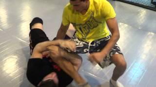 Catch Wrestling Knee on Belly sweep to Hip Lock Jiu jitsu!