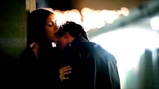 Damon | Elena kiss 3x19 In My Veins