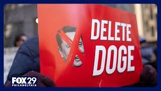 Federal workers, members of Congress participate in 'DOGE Eviction' rally  |  WATCH LIVE