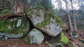 TRIBERG - Wasserfälle und geheimnisvolle Findlinge