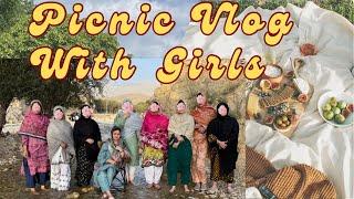 Picnic Vlog with Girls | Students ky sath lunch | Hanna urak Quetta