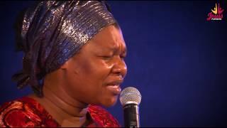 Bukola Bekes Leading Worship @ Wonders of Praise 8 - The Unsearchable God