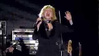 Cyndi Lauper - At Last (live in China)