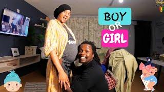 Documenting The Big Moment: Boy or Girl?