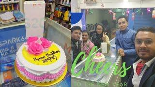 34th VLOG | New Galaxy S20 FE | Unboxing and Celebration | AYESHA'S PLANET