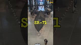 SR-71 vs. F-22: Who Wins a Dogfight? #F22 #SR71