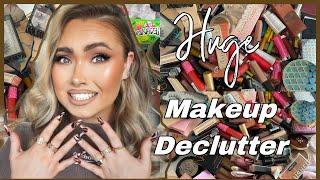 MY BIGGEST DECLUTTER YET!! | Decluttering my ENTIRE MAKEUP COLLECTION