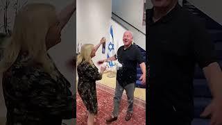 שרה וביבי בסרטון משעשע