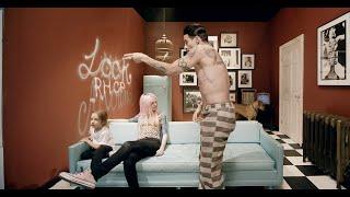 Red Hot Chili Peppers - Look Around [Official Music Video]