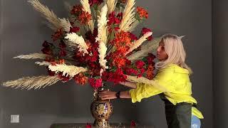 Alina Neacsa creates beautiful Alstroemeria piece