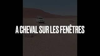 A cheval sur les fenêtres