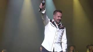 #alfieboe singing an impromptu 'You'll Never Walk Alone' Leicester 13.09.23