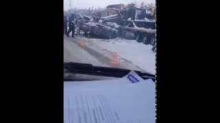 Еще одно видео последствий страшного ДТП в Югре, где погибли 12 человек