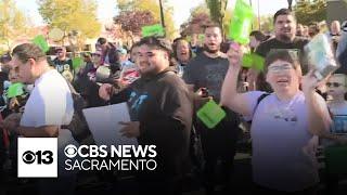 Fans turn out in Rancho Cordova to meet WWE superstar Bayley