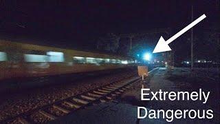 Extremely dangerous overtake by RJPB Rajdhani aka Patna Rajdhani Express