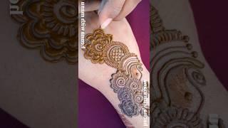 Back hand simple dubai henna design #shorts #youtubeshorts #henna #mehndi #mehndidesigns